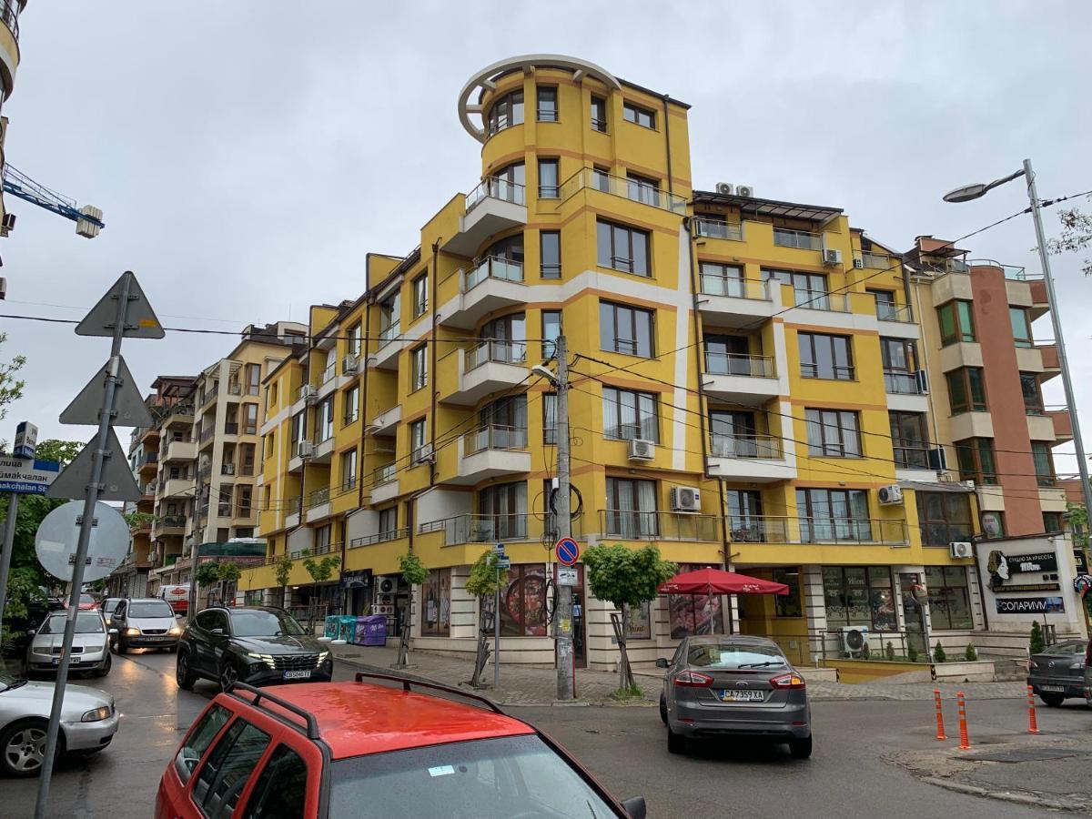 Niko'S Deluxe Apartment Sofya Dış mekan fotoğraf